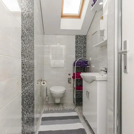 With A Swimming Pool - By Ta Leut Tourist Agency Apartment