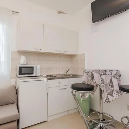 With A Swimming Pool - By Ta Leut Tourist Agency Apartment *