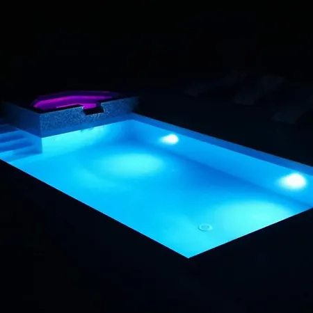 With A Swimming Pool - By Ta Leut Tourist Agency *
